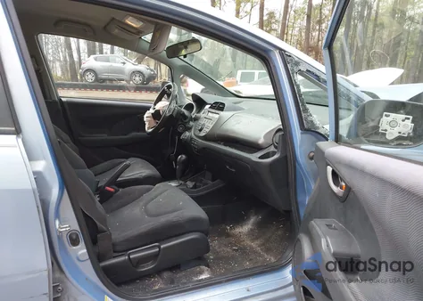 2010 Honda Fit Sport z USA, uszkodzony, nr VIN JHMGE8H42AC025552